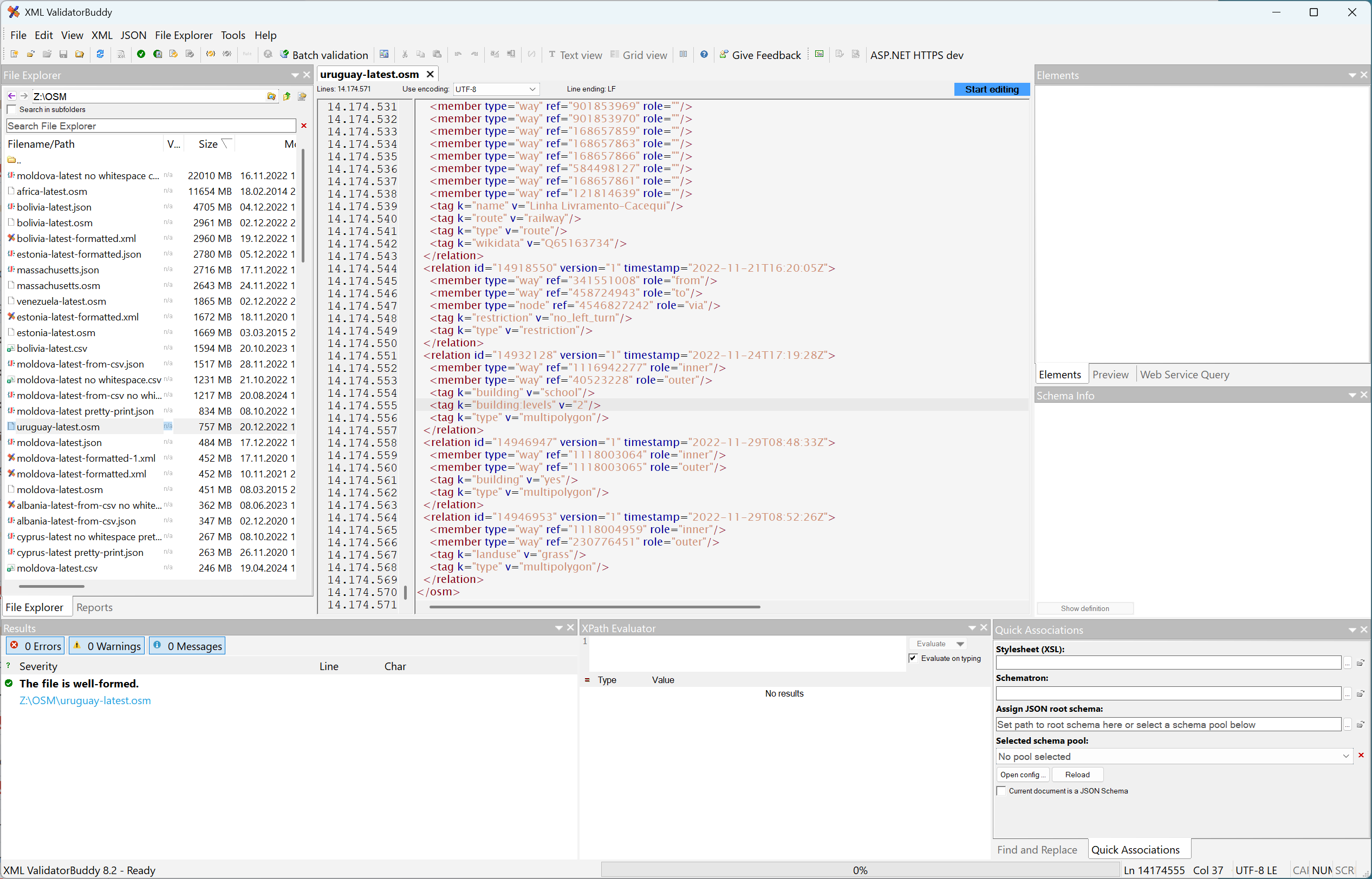 Screenshot XML Editors mit der Bearbeitung einer großen XML Datei